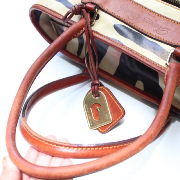 Dooney & Bourke Florentine tote bag - Picture 8 of 16